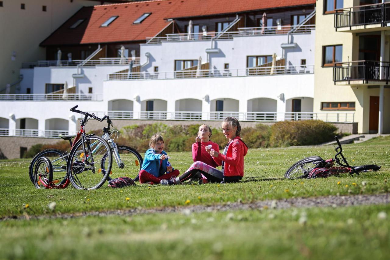 Lipno Lake Resort Lipno nad Vltavou Exteriör bild